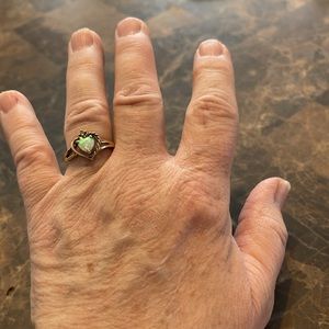 ❤️ HOST PICKED❤️ Stunning 10K/14K Opal and Diamond Ring❤️❤️